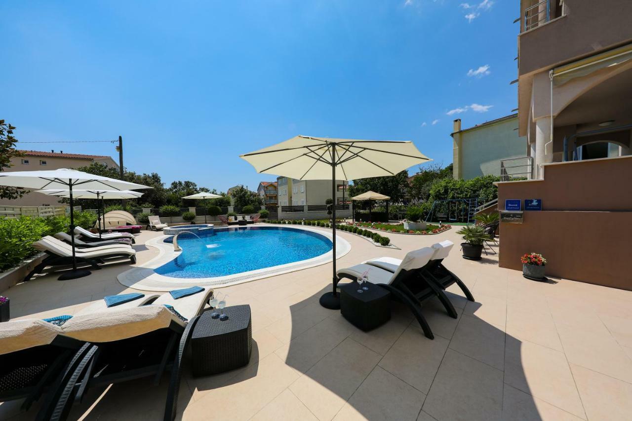 Apartments Tony Biograd Na Moru Exterior photo